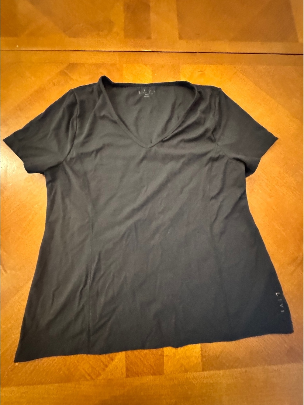 LIVI for Lane Bryant Black V-Neck Stretch T-Shirt Size XL 14/16 386